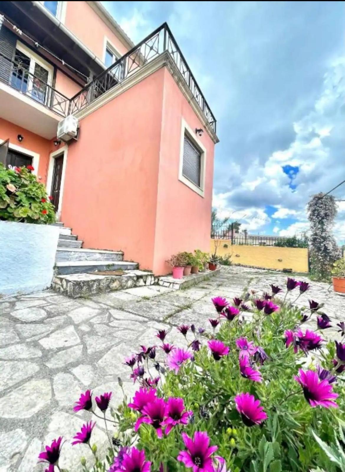 Makis Sea-View Apartment-Corfu Port Mantouki Екстериор снимка
